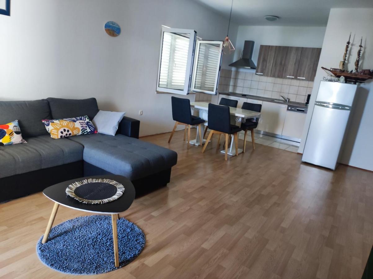 Apartments Kampor Damira راب المظهر الخارجي الصورة